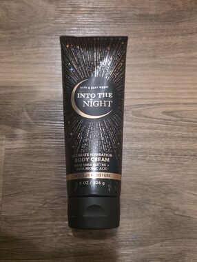 Bath & Body Works Into The Night Body Cream